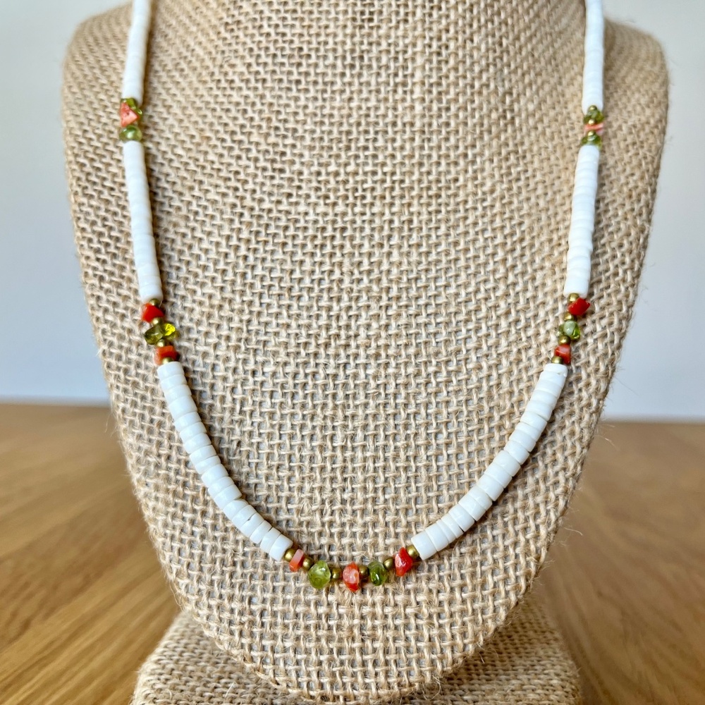 70's Vintage Heishi Shell Puka Necklace Coral Green White Hawaii Boho